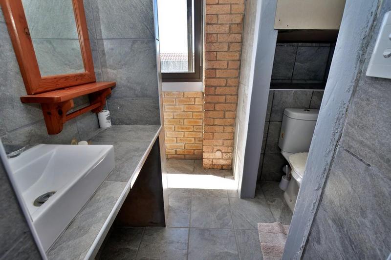 4 Bedroom Property for Sale in Stilbaai Wes Western Cape
